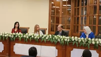 ختام الدورة التدريبية للمهارات الريادية بكلية آداب عين شمس