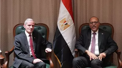وزير العمل يبحث مع سفير ألبانيا سبل تعزيز التعاون المشترك