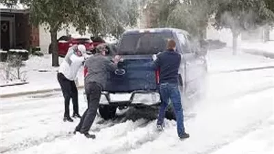 18 مليون أمريكى تحت حصار أول موجة برد كبرى والثلوج