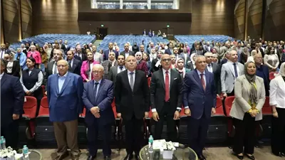 محافظ القاهرة يشهد حفل جامعة عين شمس