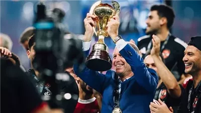 300 الف لكل لاعب..الأهلي يقرر صرف مكافأة التتويج بالسوبر