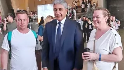 وزير السياحة يتفقد المتحف المصري الكبير ويشيد بتنظيم الزيارات