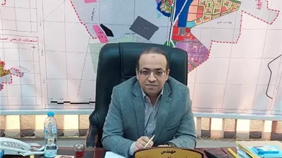 عبد البديع يعلن طفرة عمرانية بمدينة الفيوم الجديدة فى ملف الطرق.. صور