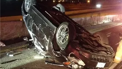 اصابة20شخصًافي حادث انقلاب سيارة بالطريق الصحراوي الشرقي بالمنيا