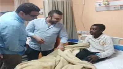 محافظ الأقصر يقدم العزاء ونائبه يزور مصابى إسنا بالمستشفى