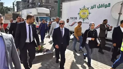 محافظ أسيوط يتفقد قافلة 