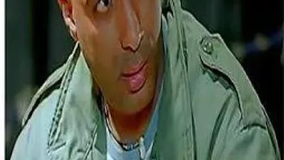 تاريخ أحمد زكى من لحظة خروجه من الزقازيق لقمة المجد..ذكرى ميلاده