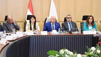 الموافقة على تزويد 7 مصانع بالمنطقة الاقتصادية بالطاقة اللازمة للتوسع