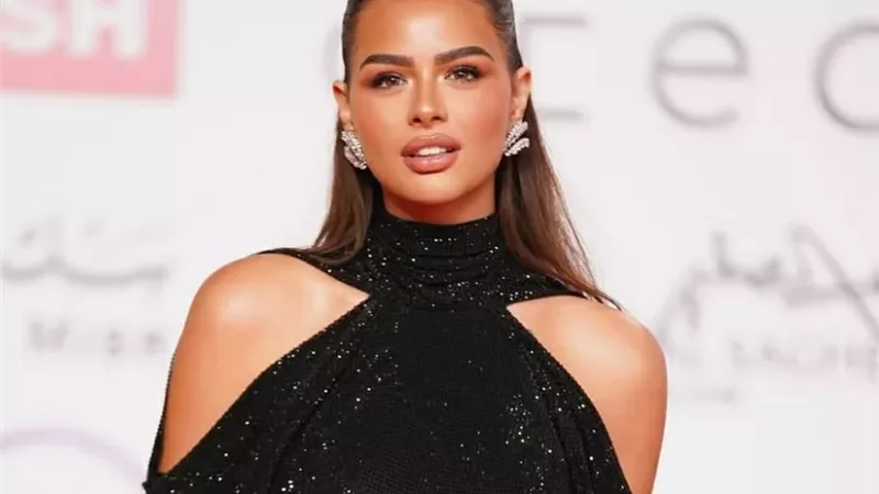 الفنانة هنادى مهنى