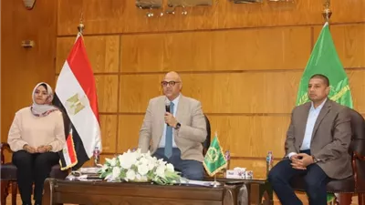 محافظ القليوبية: لا تهاون مع التعديات.. ومشروعات جديدة لدعم التعليم والصرف الصحي
