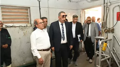 رئيس مياه القناة يتفقد منظومة الصرف و مواجهة الأمطار ببورسعيد