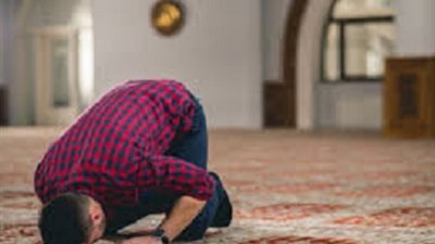 أنام دومًا عن صلاة الفجر وأؤديها قضاء فما الحكم؟