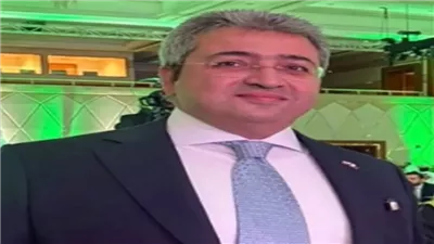 سفير مصر بالدوحة:توافد الجاليةالمصريةعلى لجان التصويت بانتخابات النواب