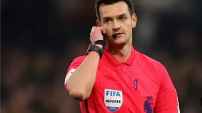 من هو حكم مباراة ليفربول ونوتينجهام فورست في الدوري الانجليزي