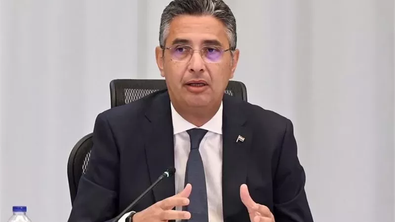 الدكتور شريف فاروق