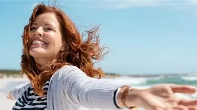وصفة علمية بسيطة لتعزيز مشاعر الفرح