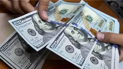 تراجع الين مقابل الدولار الأمريكي وسط ارتفاع الجنيه الإسترليني