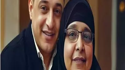 تطورات الحالة الصحية لوالدة رضا البحراوي