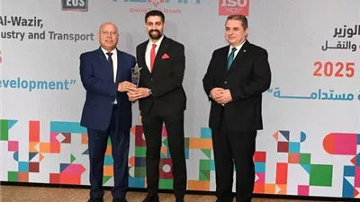 الوزير يكرم الشركات والجهات المتميزة في الجودة وكفاءة الطاقة
