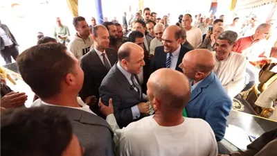 عبد المعطى يستمع لشكاوى وطلبات أهالي دسوق