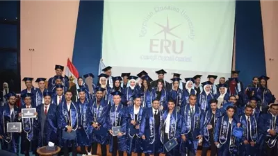 الجامعة المصرية الروسية تحتفل بتخريج الدفعة 15 من كلية الهندسة.. صور