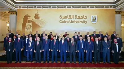 مجلس جامعة القاهرة يثمن إشادة الرئيس بطلاب المعايشة العسكرية