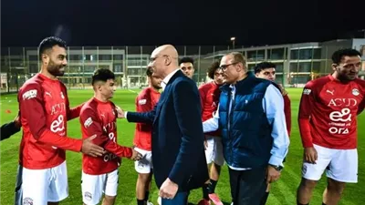 منتخب مصر المشارك في كأس العرب بالزي الأحمر أمام الكويت غدًا