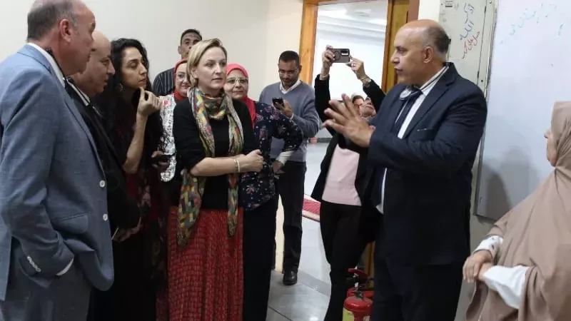 وفد منظمة العمل