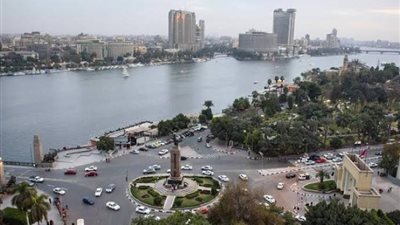 طقس اليوم الجمعة معتدل نهارا والعظمى بالقاهرة 25 درجة