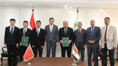 بين 