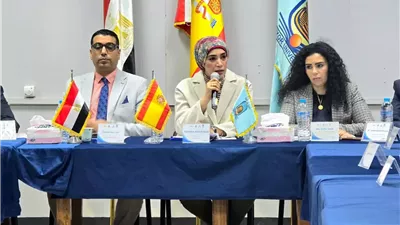 لجنة المنشآت تناقش مستجدات مشروعات جامعة الأقصر