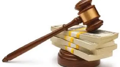 هل قبول العوض للمُتضرر كما اشتهر عند العامه حرام