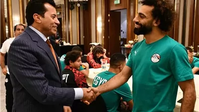 وزير الرياضة يزف بشرى لجماهير الزمالك ويؤكد: صلاح يحتاج إلى دعمنا