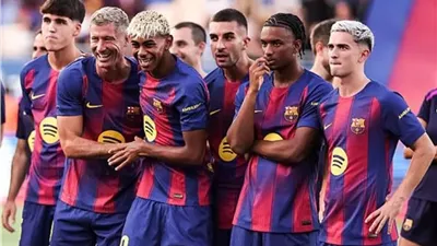 فليك يعلن قائمة برشلونة لمواجهة فرانكفورت في دوري أبطال أوروبا