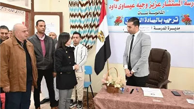البحيرة.. عازر تتفقد عددًا من اللجان الانتخابية في حوش عيسى
