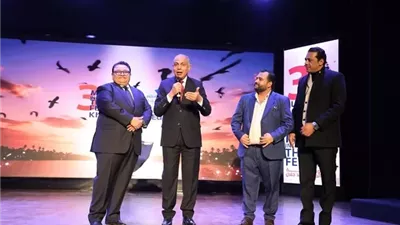 محافظ المنيا يشهد ختام مهرجان المسرح الدولي