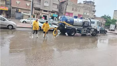 مياه دمياط تنجح في إزالة آثار الأمطار بالشوارع