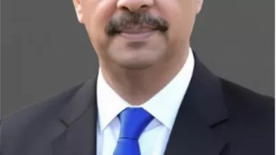 محافظ سوهاج يتابع معدلات الأداء في ملف التصالح على مخالفات البناء
