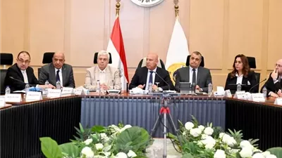 الوزير: لجنة المجمعة تضمن استمرارية الإنتاج دون غلق المصانع