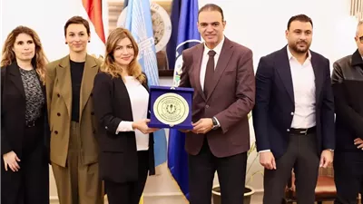 رئيس نادي سموحة يستقبل القنصل الفرنسي ووفدًامن مدينة مارسيليا