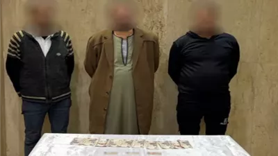 ضبط 4 أشخاص بحوزتهم مبالغ مالية وكروت دعائية لشراء الاصوات بحلوان