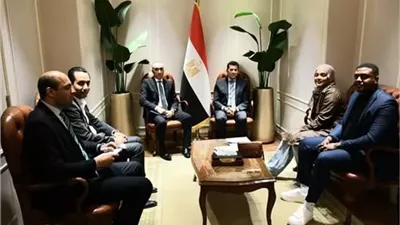 وزير الرياضة يعلن عودة نعمة سعيد من الاعتزال