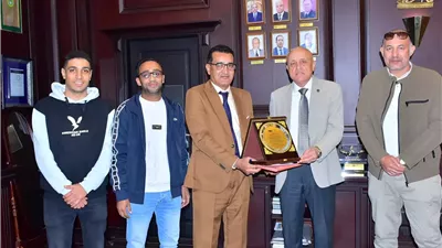 محافظ الأقصر يستقبل وفد المجلس الوطني للشباب في مبادرات التوعية