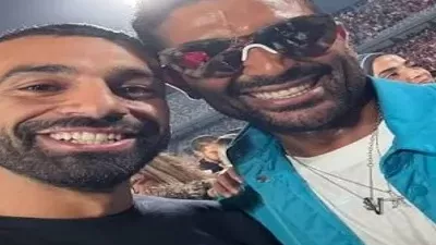 أحمد سعد يهدي محمد صلاح أغنية فخر العرب المصري