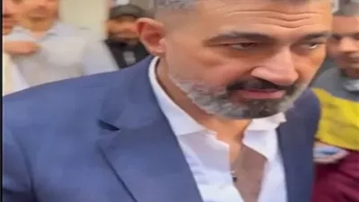 ياسر جلال يصور مشاهد من مسلسل 