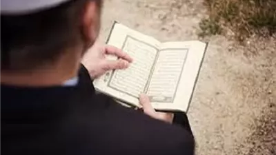 بـ4 احاديث نبوية تعرف على حكم تلقين الميت وقراءة الفاتحة عليه