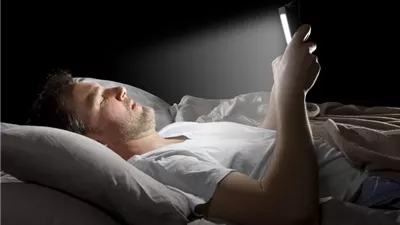 تجنب الأجهزة الإلكترونية يحسن من جودة النوم