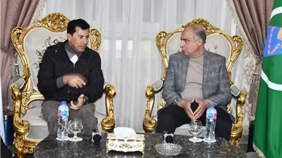 وزير الشباب يلتقي محافظ المنيا بديوان المحافظة