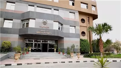 جامعة العاصمة تبحث الاستعدادات النهائية لحفل اليوبيل الذهبى
