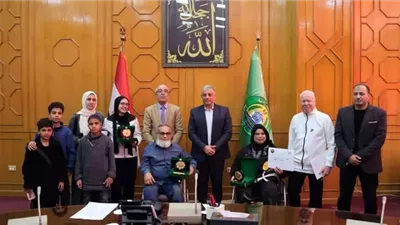 محافظ الإسماعيلية يكرم الحاصلين على بطولات عالمية..صور